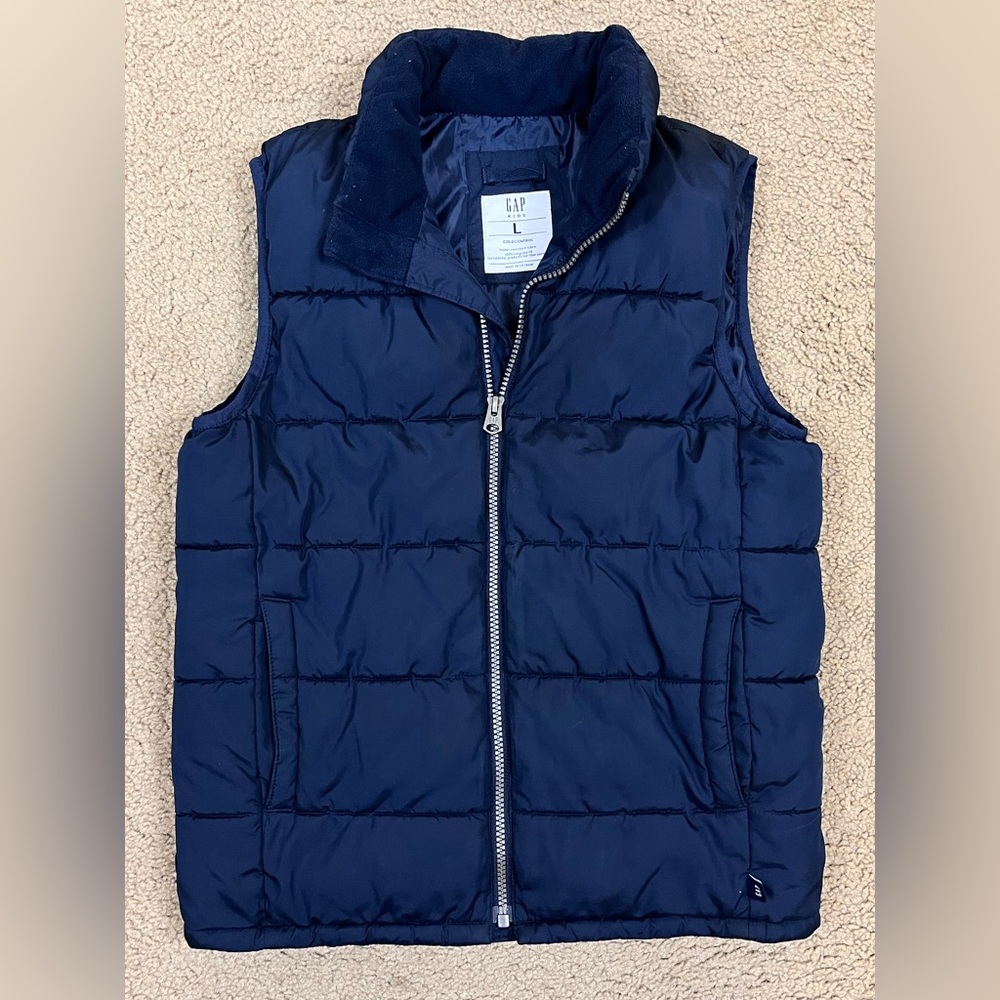 Gap Kids Boys Navy Blue Puffer Vest. Large.